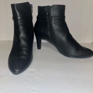 LifeStride Guild Ankle Booties 8M • Chic Work Shoes